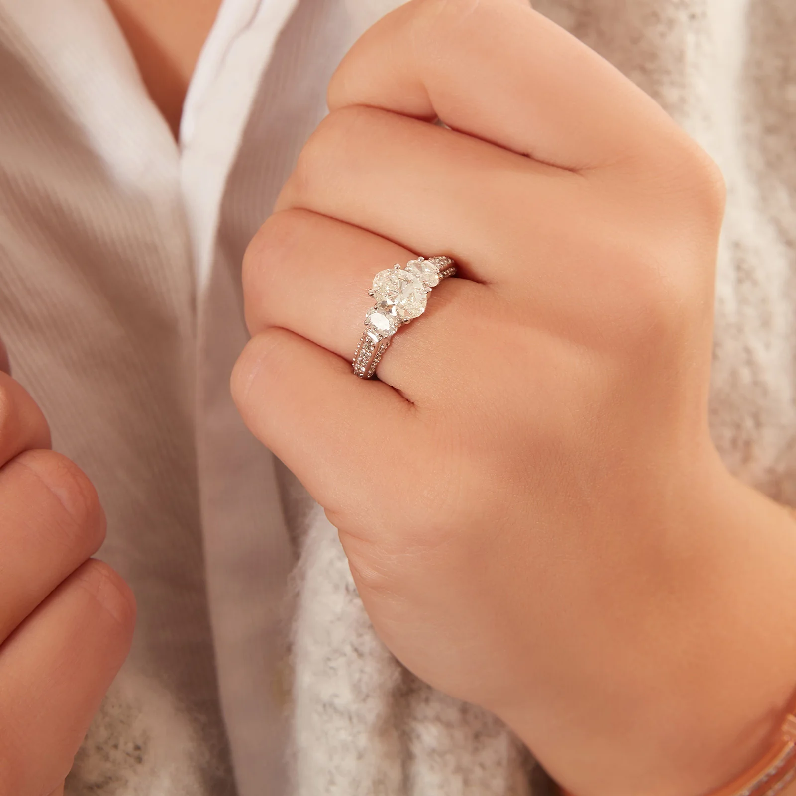 2.36 ctw Oval Three-Stone Diamond Ring in 18kt White Gold - Image 5