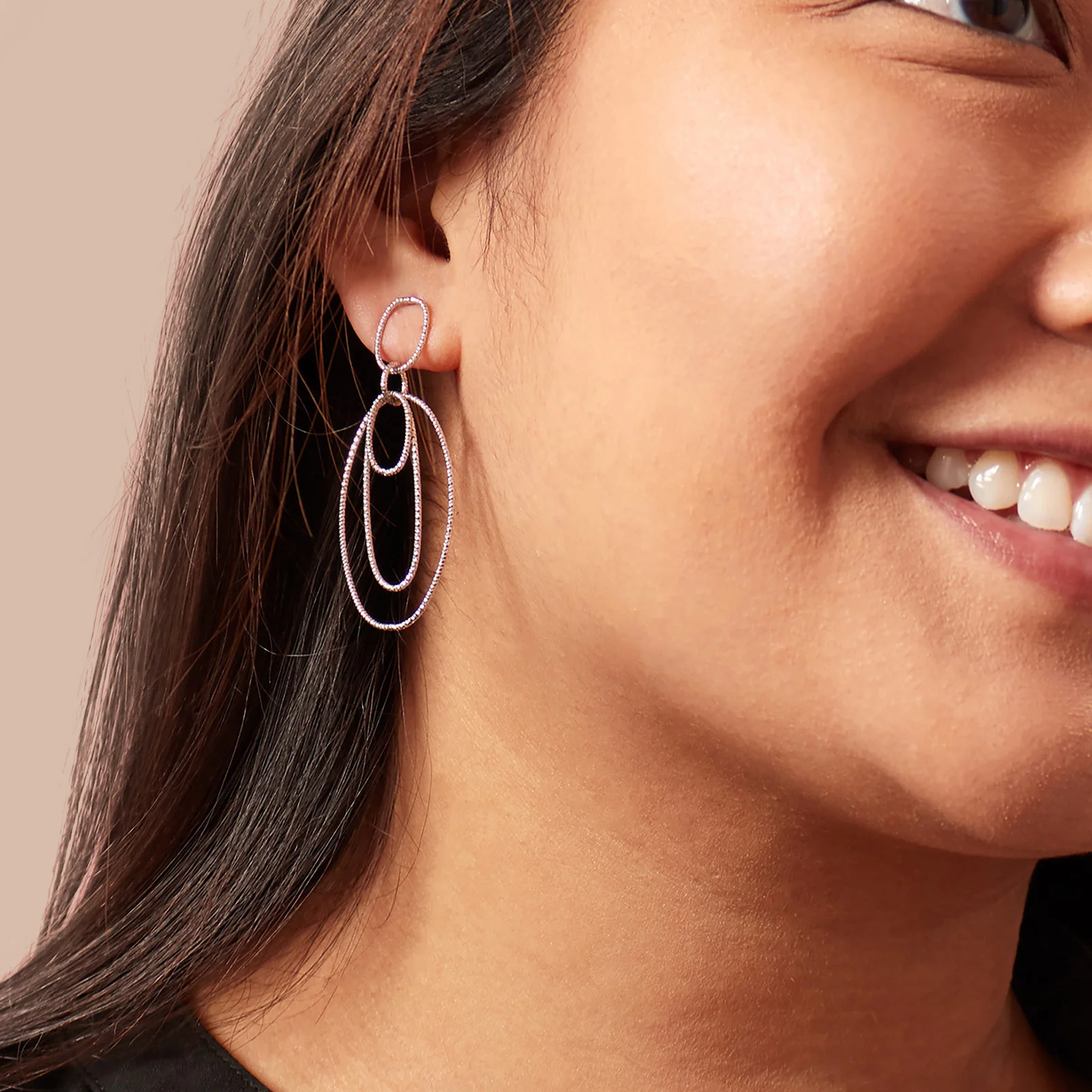 925 Sterling Silver Diamond Cut Multi-Sized Oval Shaped Drop Earrings - Image 4