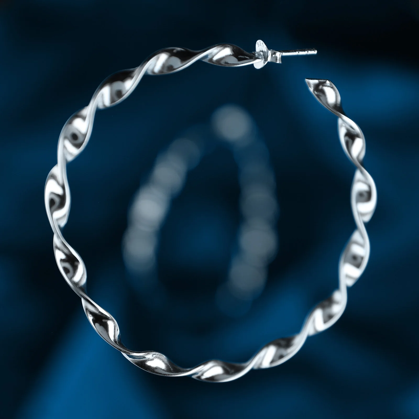 925 Sterling Silver Large Twisted Hoop Earrings - Image 3