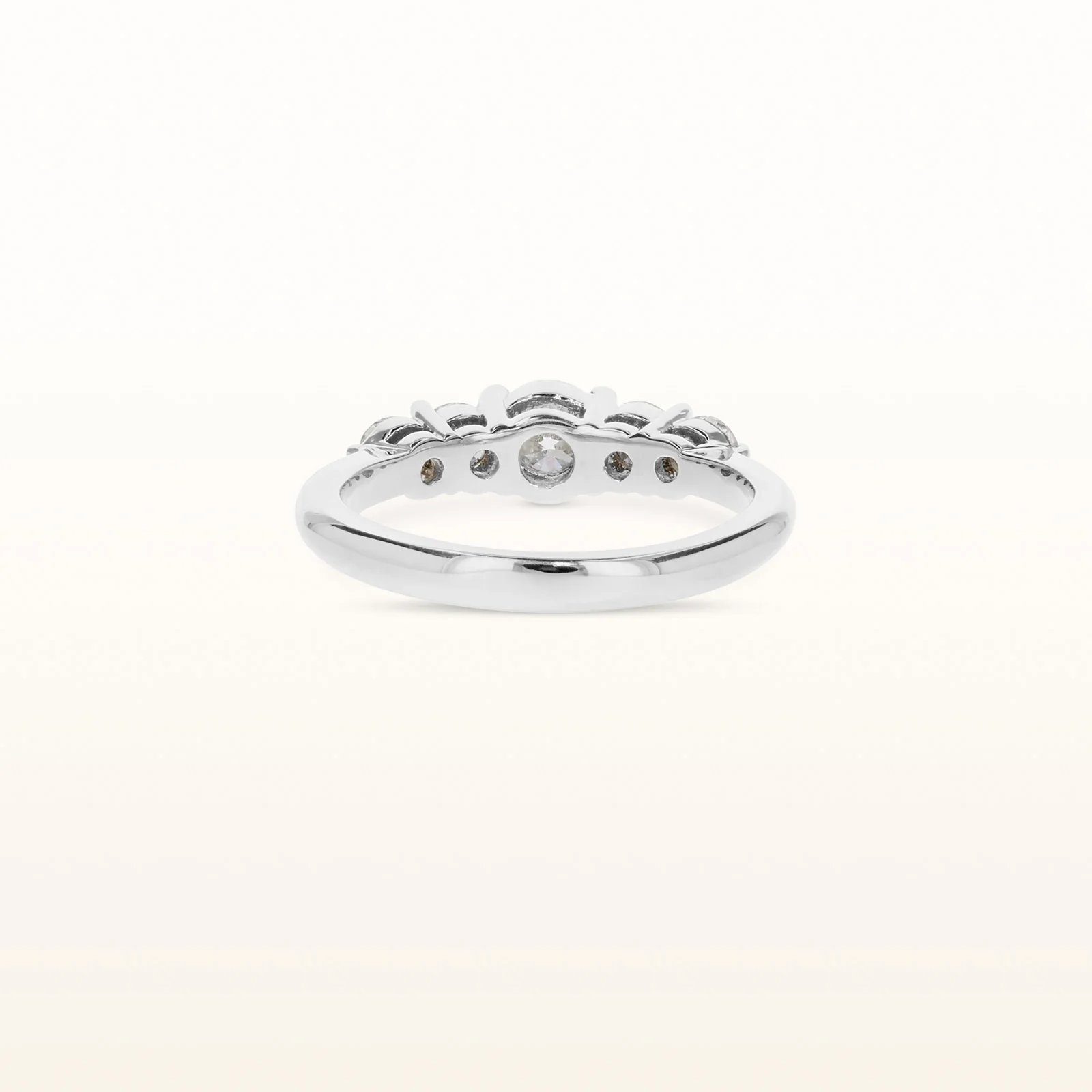 Graduated 5-Stone Diamond Anniversary Ring in 14kt White Gold - Image 3