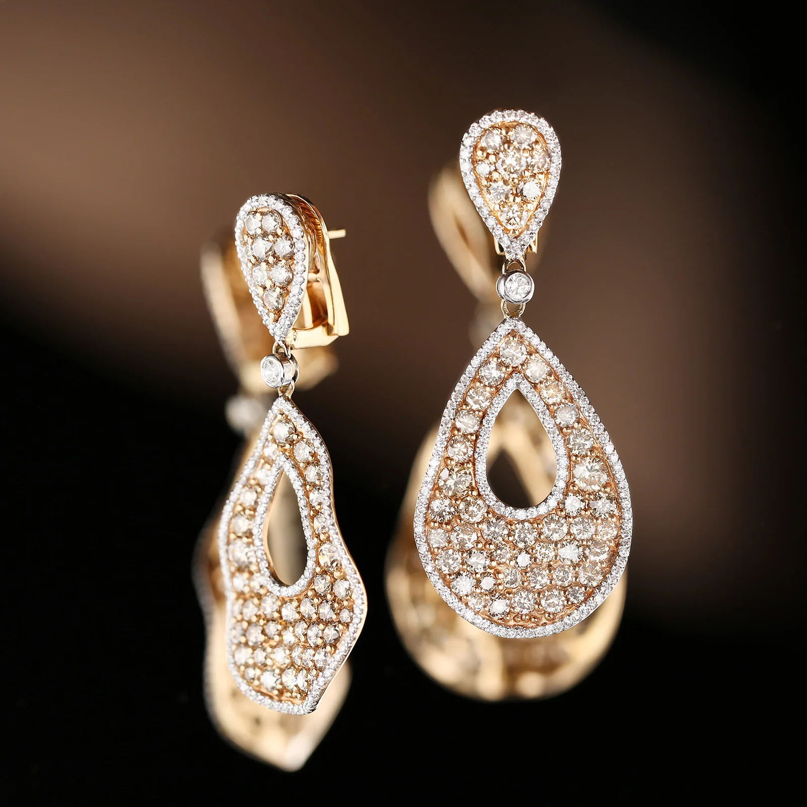 Teardrop Shaped Diamond Dangle Earrings in 18kt Rose Gold - Image 3