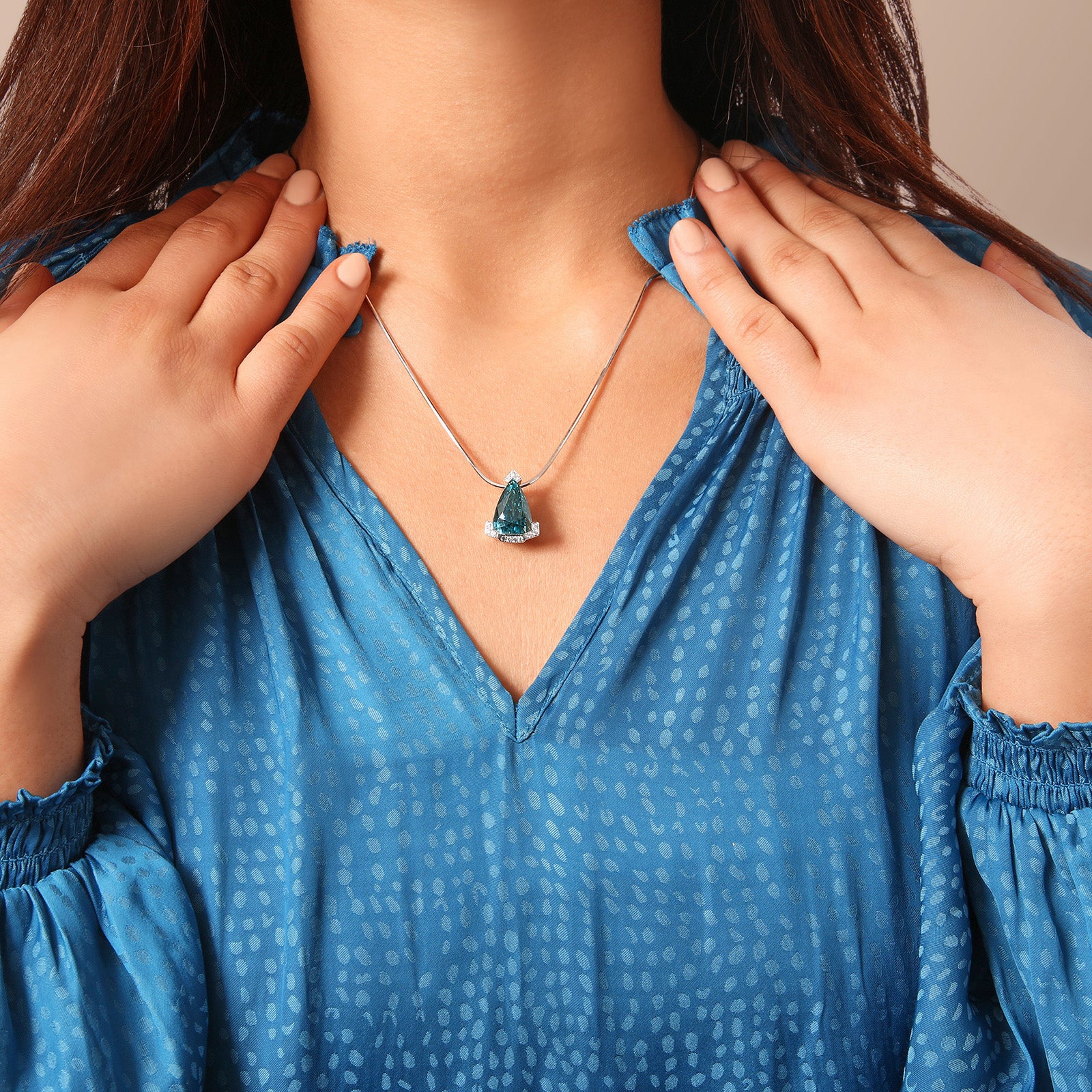 Triangular Blue Zircon Pendant with Diamonds in 14kt White Gold - Image 3